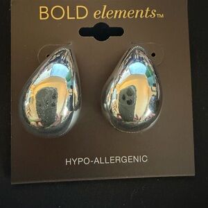 BOLD elements Shiny Silver Teardrop Accent Earrings